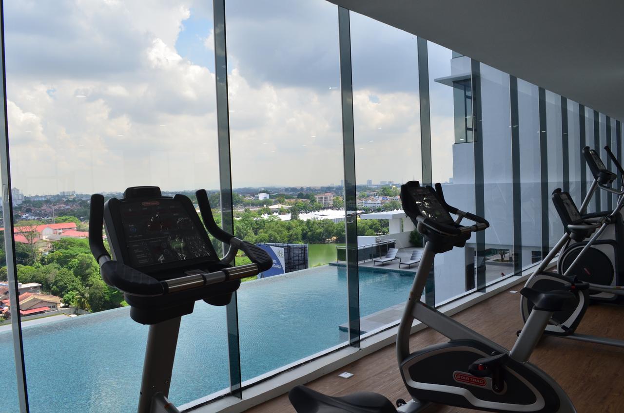 1 Tebrau Suites By Subhome Johor Bahru Ngoại thất bức ảnh