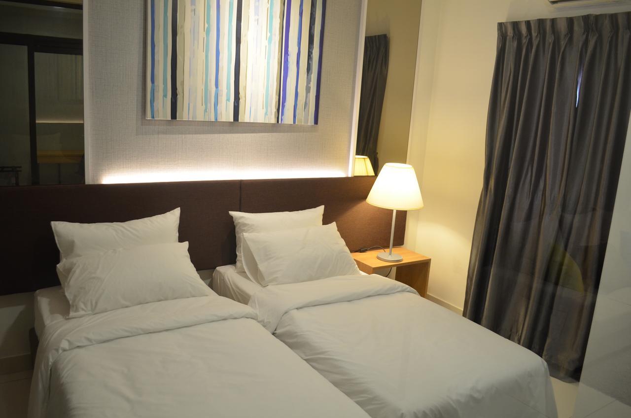 1 Tebrau Suites By Subhome Johor Bahru Ngoại thất bức ảnh