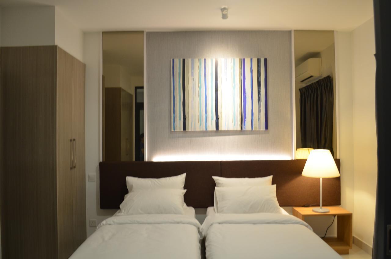 1 Tebrau Suites By Subhome Johor Bahru Ngoại thất bức ảnh