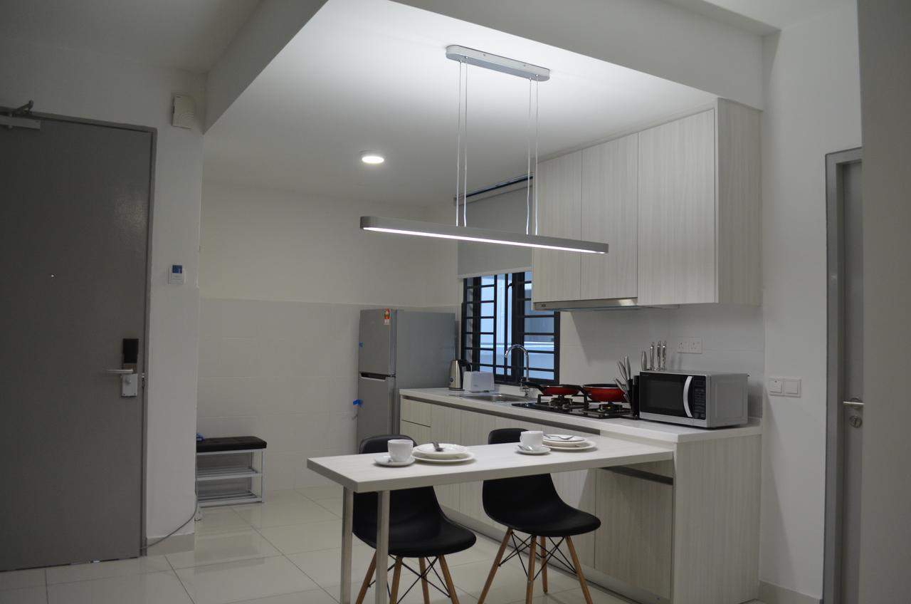 1 Tebrau Suites By Subhome Johor Bahru Ngoại thất bức ảnh