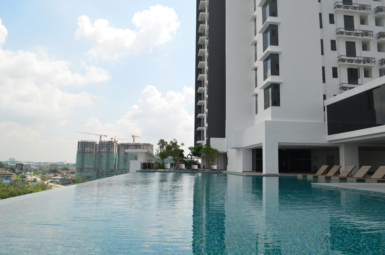 1 Tebrau Suites By Subhome Johor Bahru Ngoại thất bức ảnh