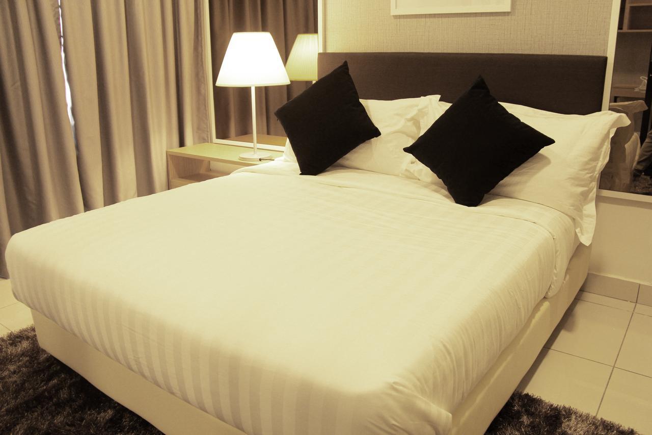 1 Tebrau Suites By Subhome Johor Bahru Ngoại thất bức ảnh