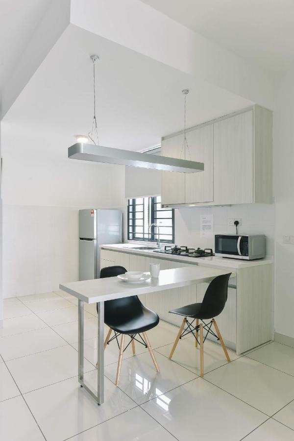 1 Tebrau Suites By Subhome Johor Bahru Ngoại thất bức ảnh