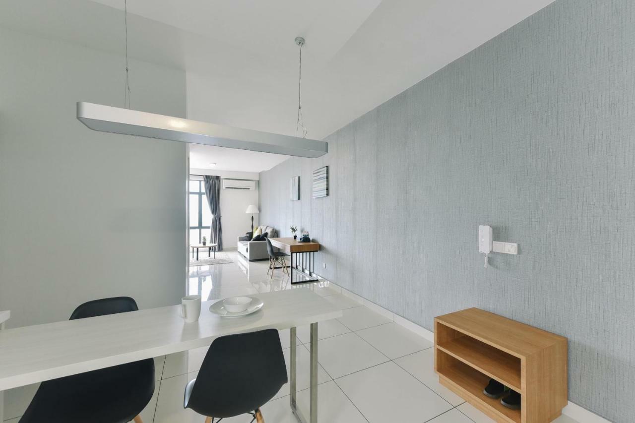1 Tebrau Suites By Subhome Johor Bahru Ngoại thất bức ảnh